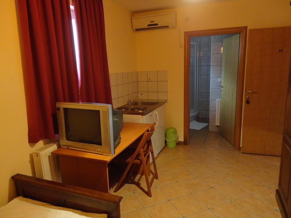 Prenociste "Magnus" Bed and Breakfast Slavonski Brod Buitenkant foto