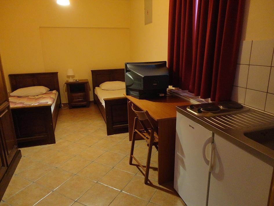 Prenociste "Magnus" Bed and Breakfast Slavonski Brod Buitenkant foto
