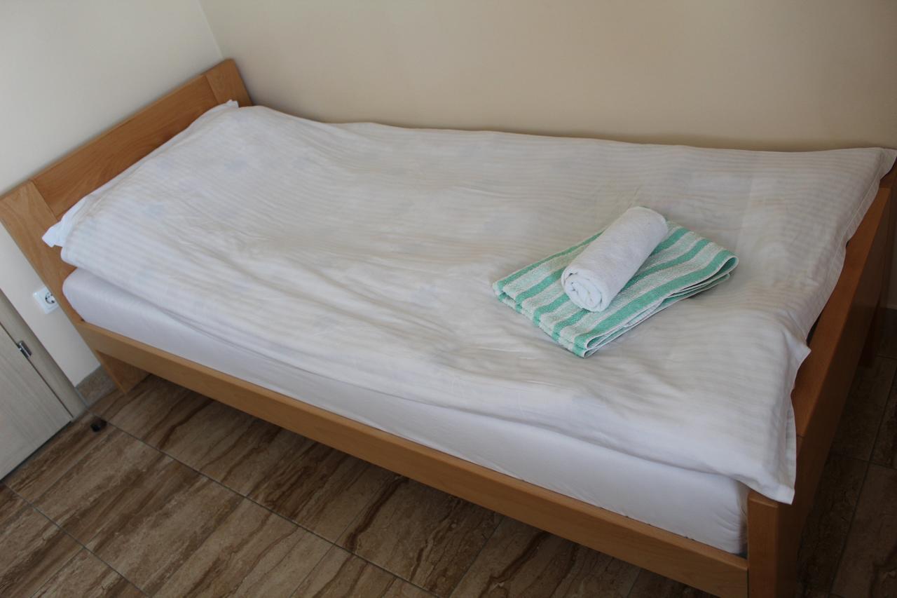 Prenociste "Magnus" Bed and Breakfast Slavonski Brod Buitenkant foto