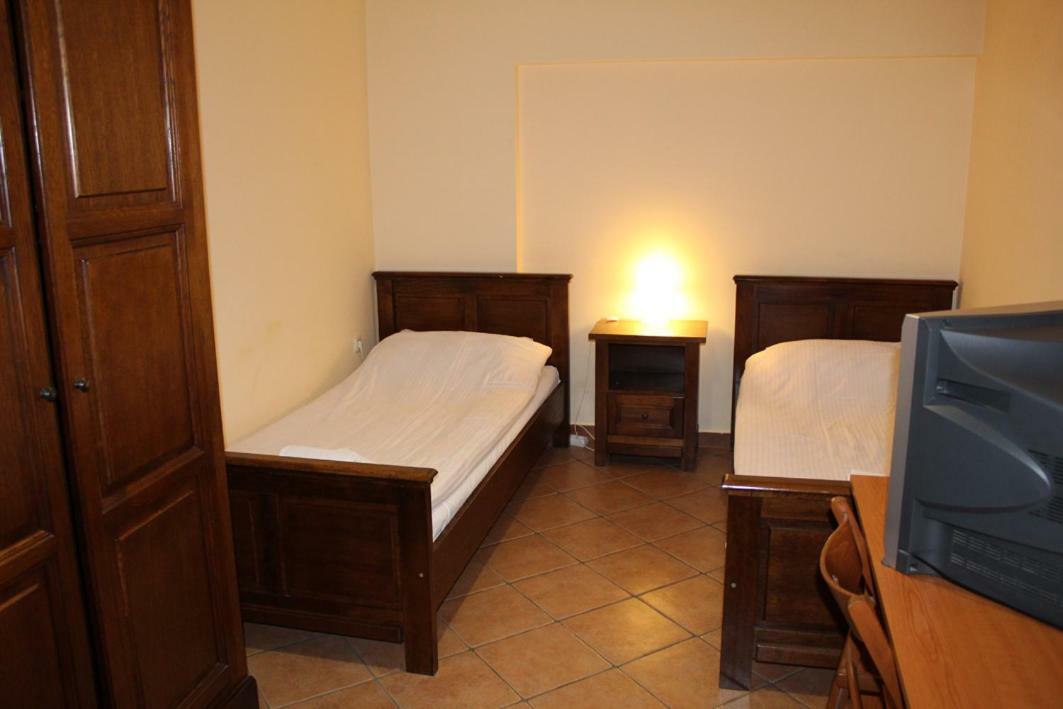 Prenociste "Magnus" Bed and Breakfast Slavonski Brod Buitenkant foto